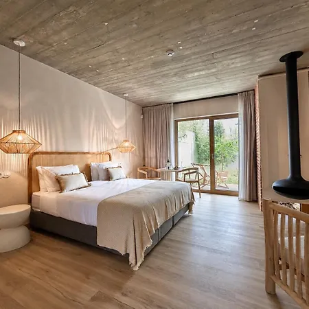 Hotel &tales Collection - With Service And Breakfast *