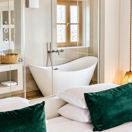 Hotel &tales Collection - With Service And Breakfast Obidos