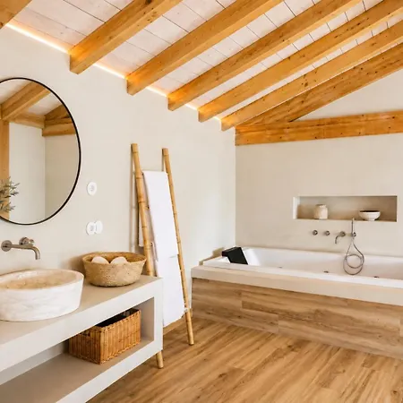 &tales Collection - With Service And Breakfast * Obidos